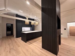 Kitchen Sample- click for photo gallery